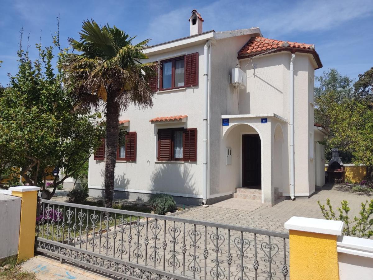 Apartman Car Vir Extérieur photo